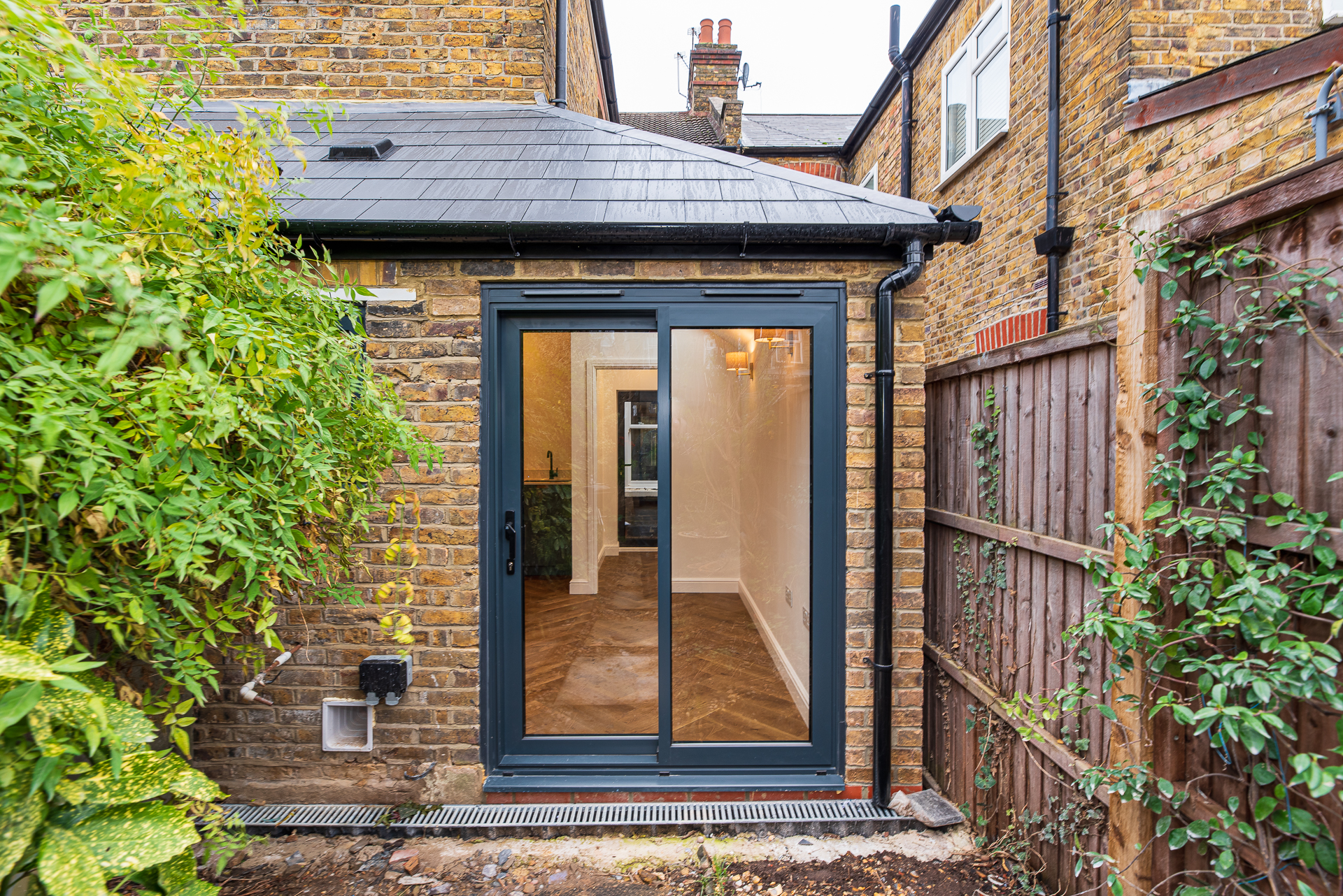 TW2 House extension